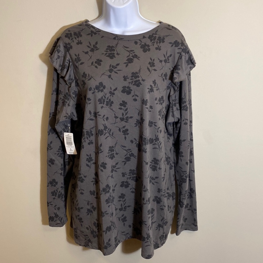 NWT Torrid Blue Floral T-Shirt with Ruffles